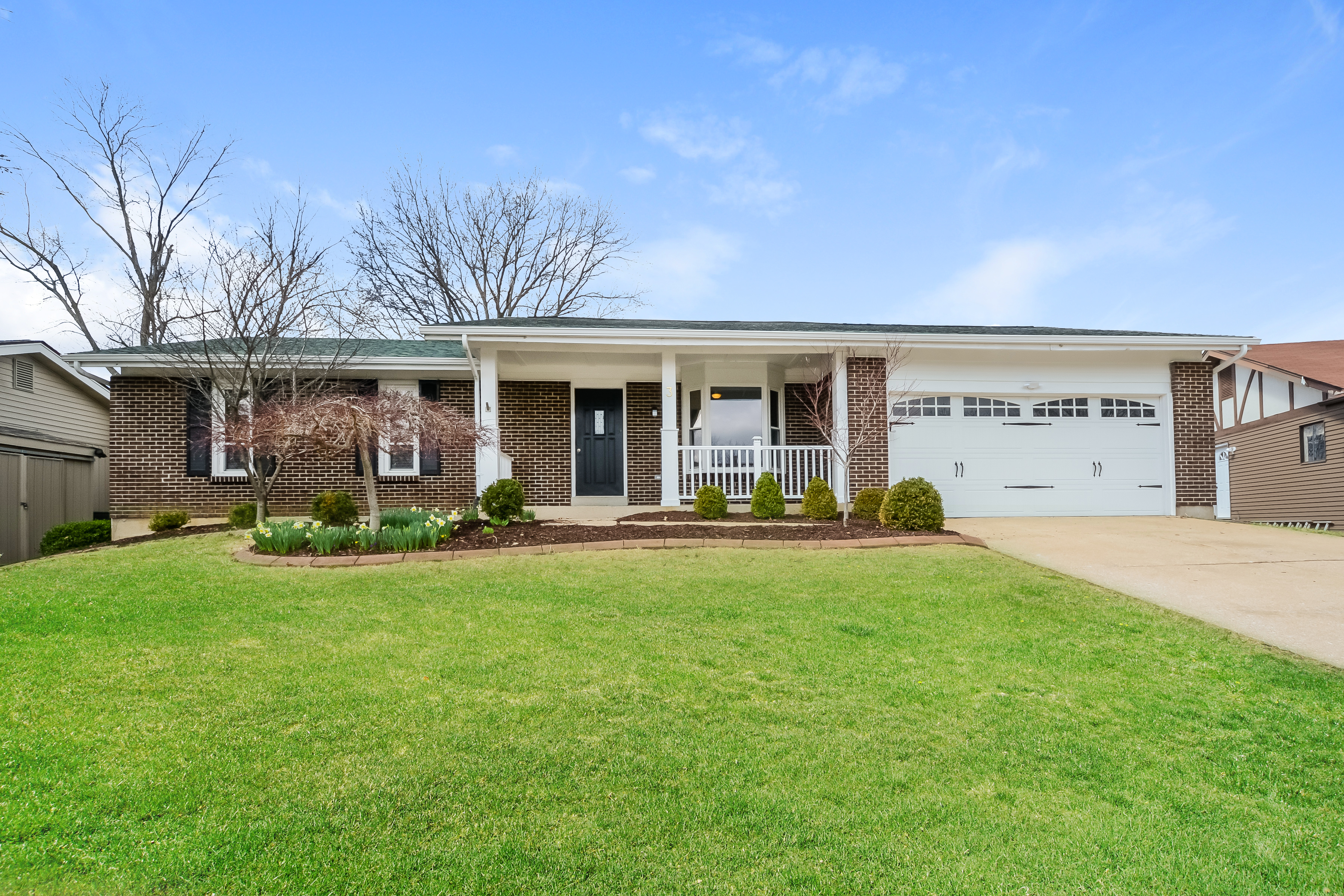 3 GREENFIELD CT ST CHARLES, MO 63303